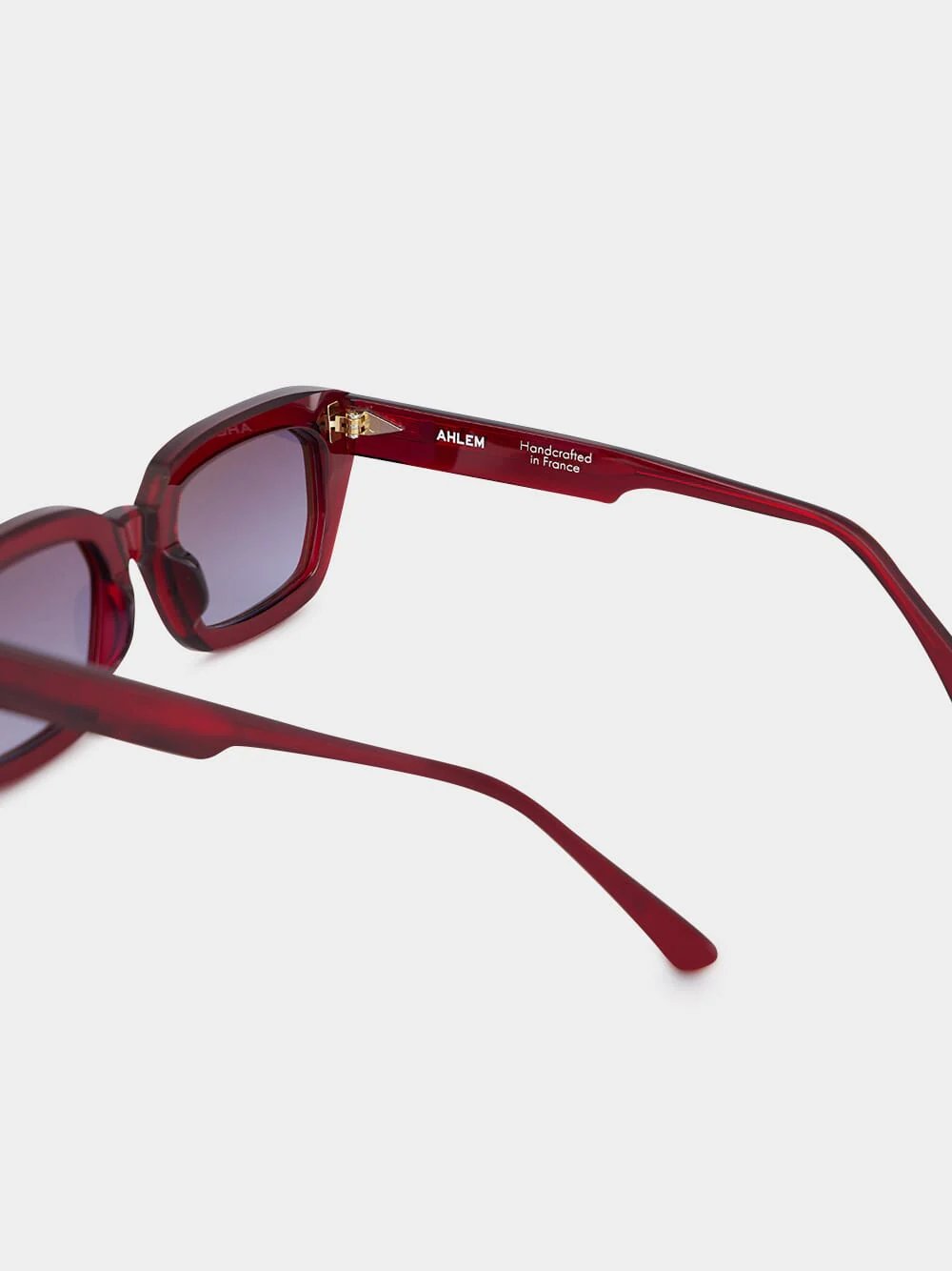 Jeanne Sunglasses in Burgundy and Blue Gradient - Image 4