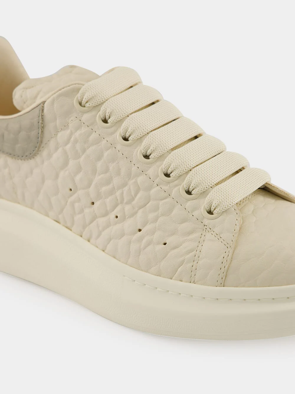 Off White and Green Oversized Sneaker - Image 7