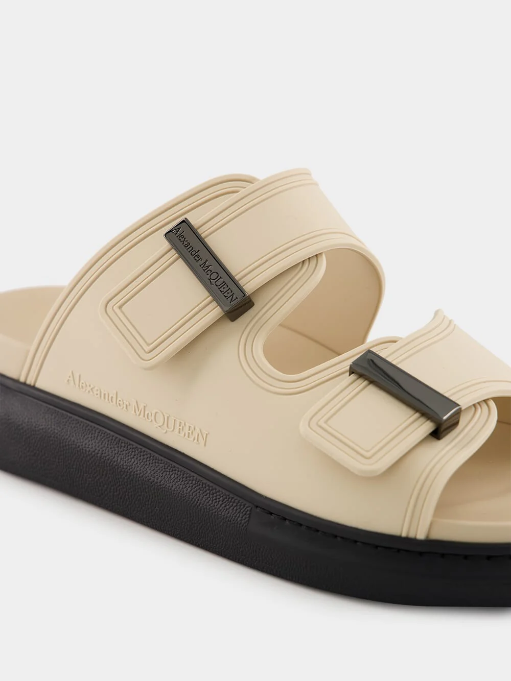 Parchment and Black Hybrid Slide - Image 7