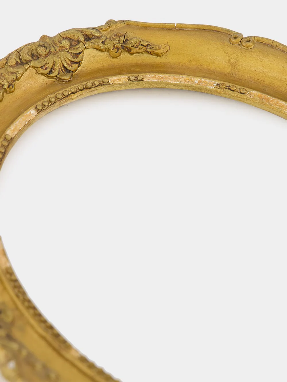 Oval Picture Frame Cornice - Image 3
