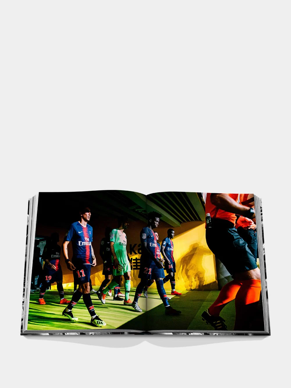 Paris Saint-Germain - Image 7