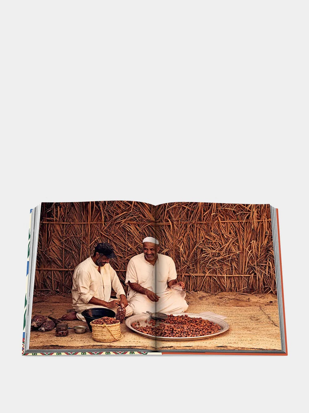 Saudi Dates: A Portrait of the Sacred Fruit - Image 8