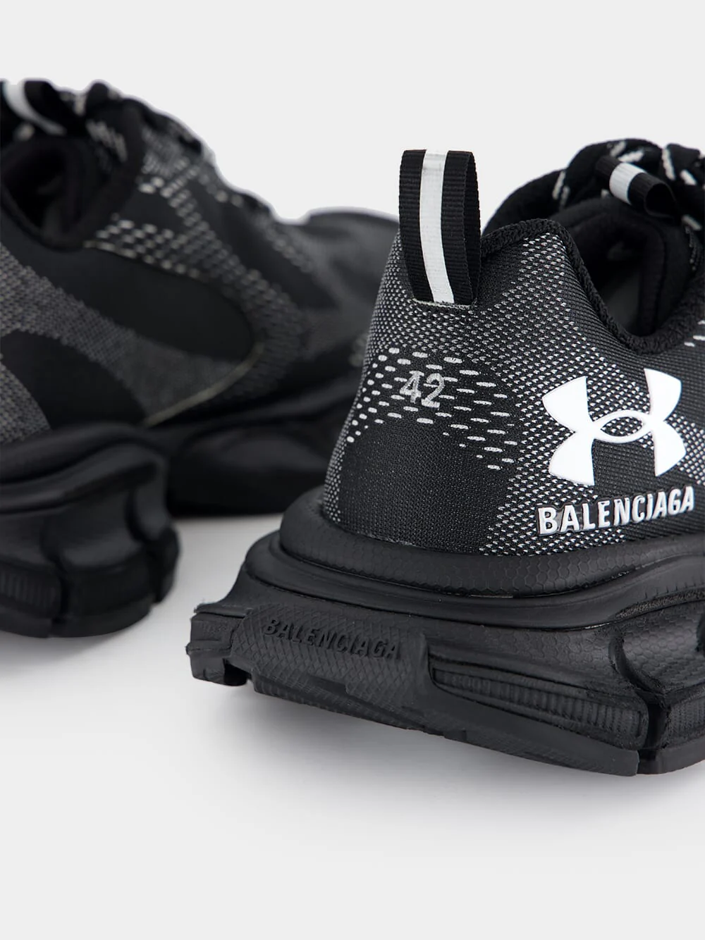 Black 3XL Knit Sneakers - Image 6