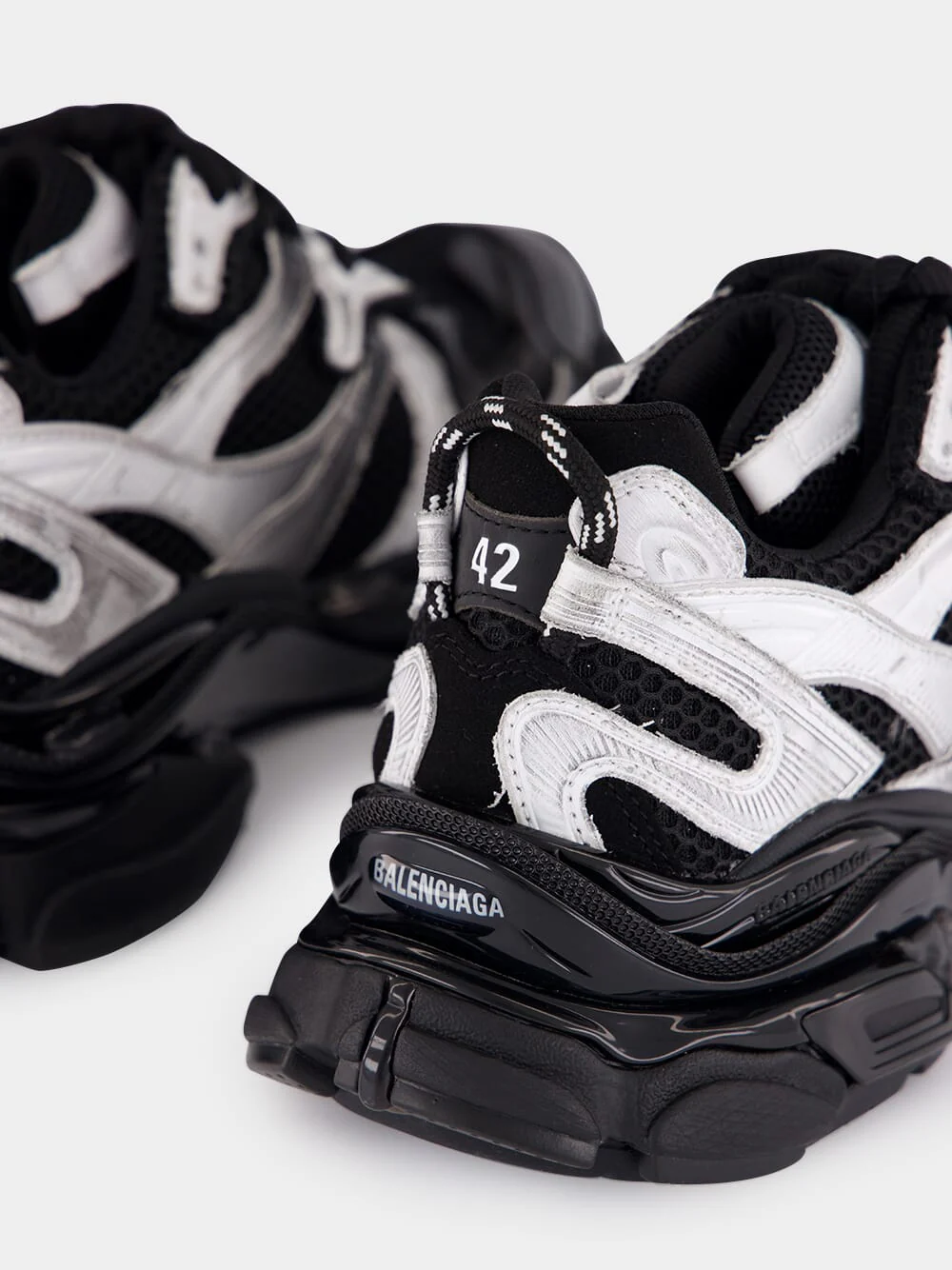 Black Runner 2 Gradient Sneakers - Image 6