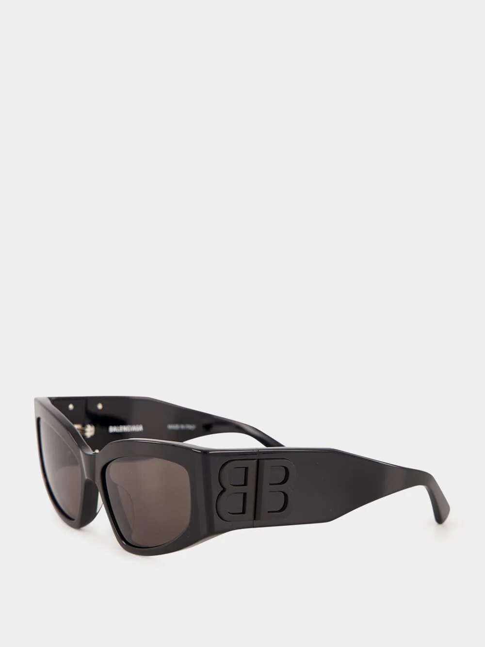Bossy Cat Sunglasses in Black - Image 3