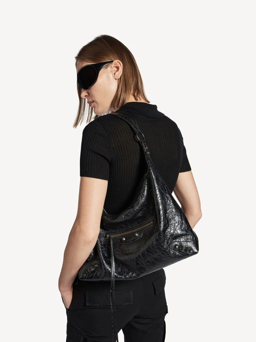 Le City Medium Hobo Bag in Black Lambskin - Image 2