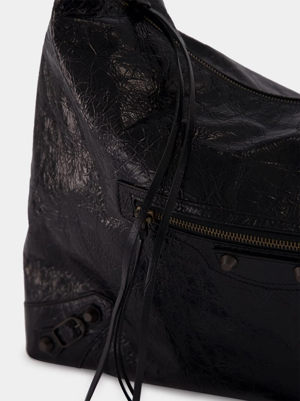 Le City Medium Hobo Bag in Black Lambskin - Image 7