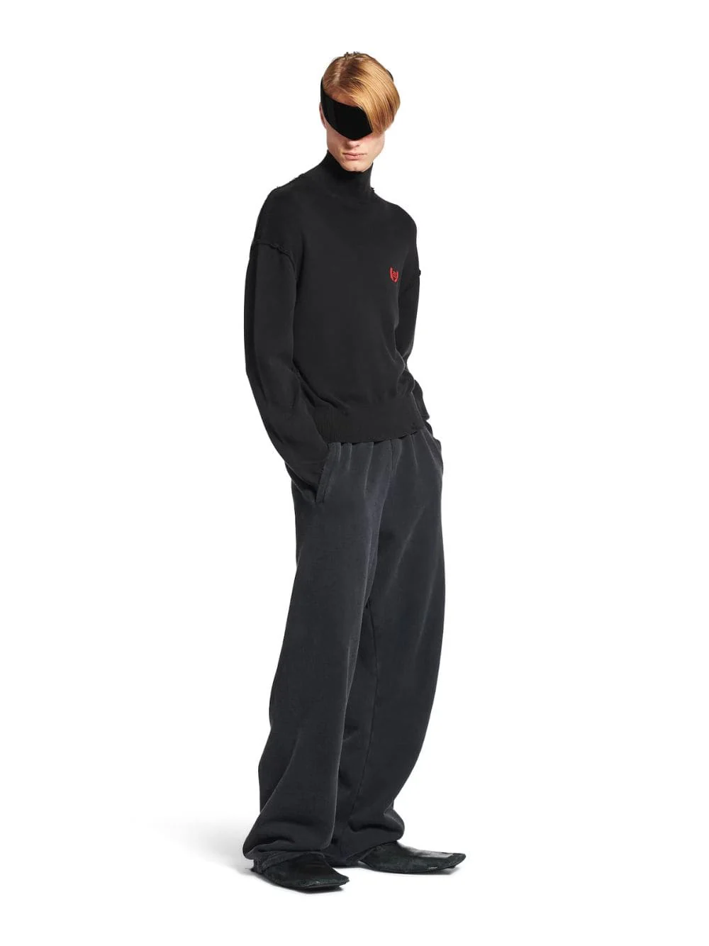 Oversized Sweater in Black - Image 2