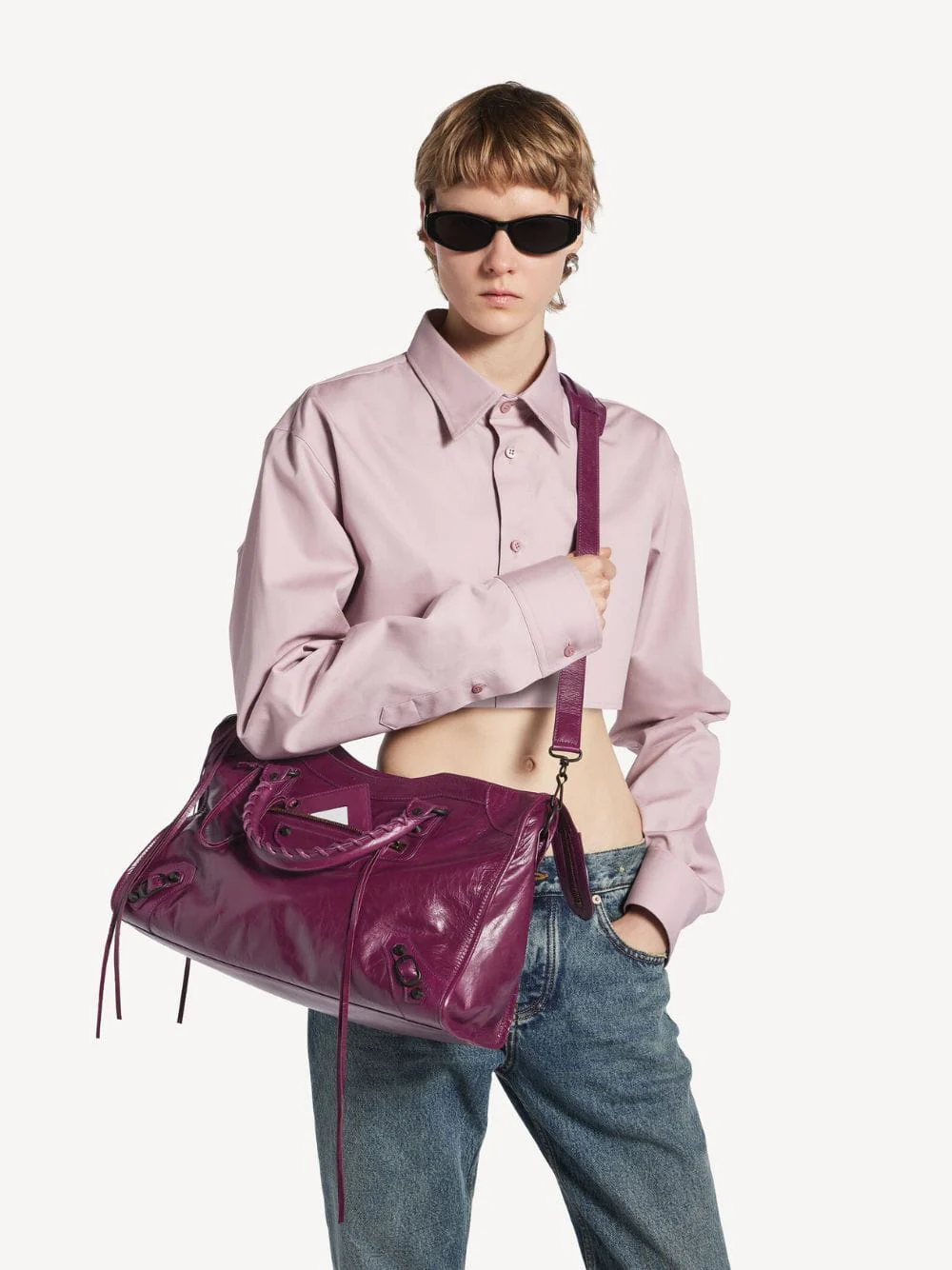 Plum Le City Medium Leather Bag - Image 4