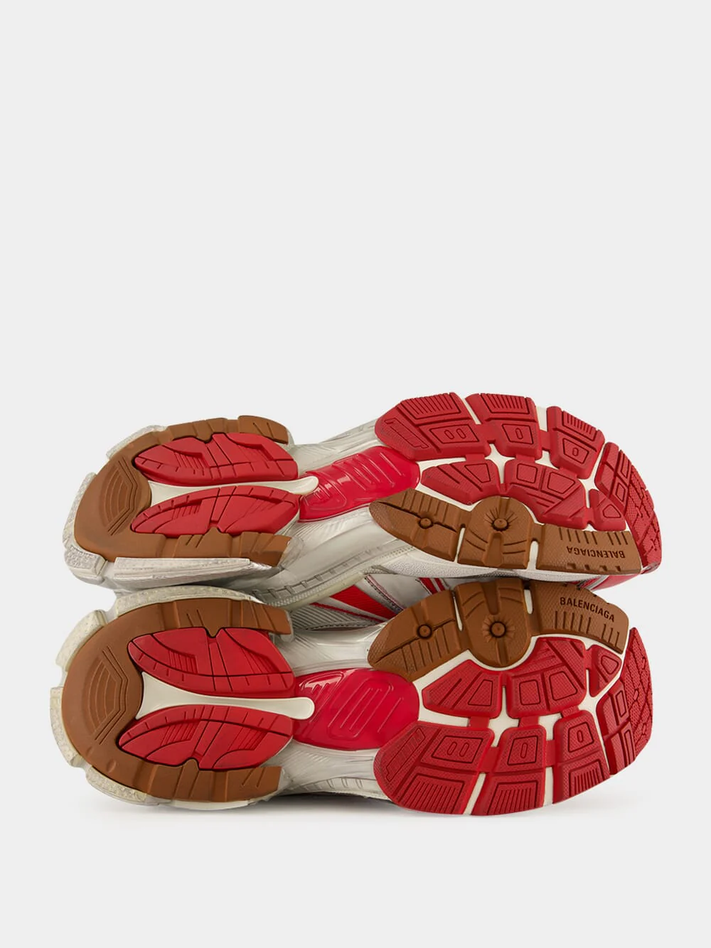 Runner 2.0 Sneakers in Off White and Red - Image 6