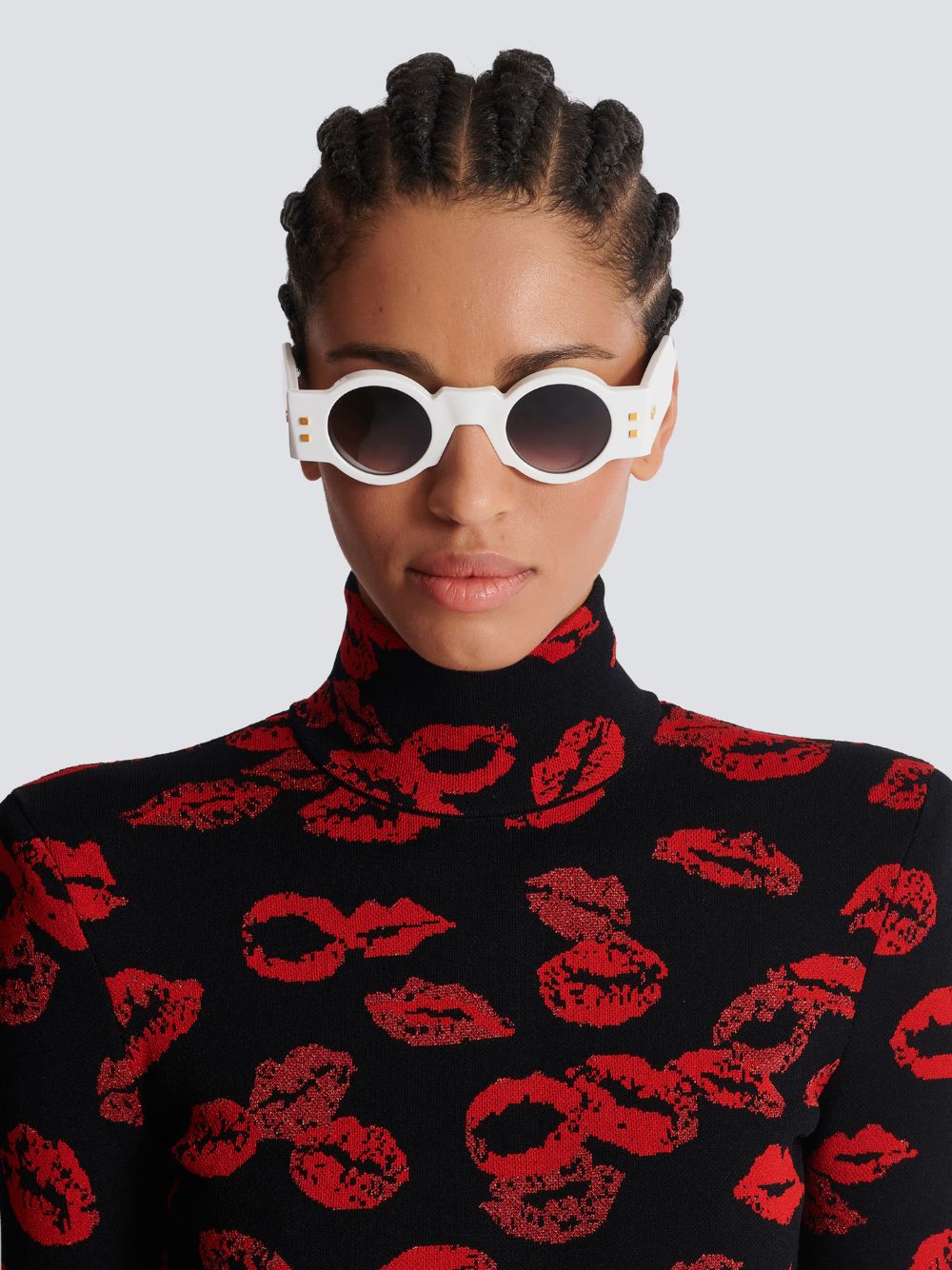 Olivier White Round Sunglasses