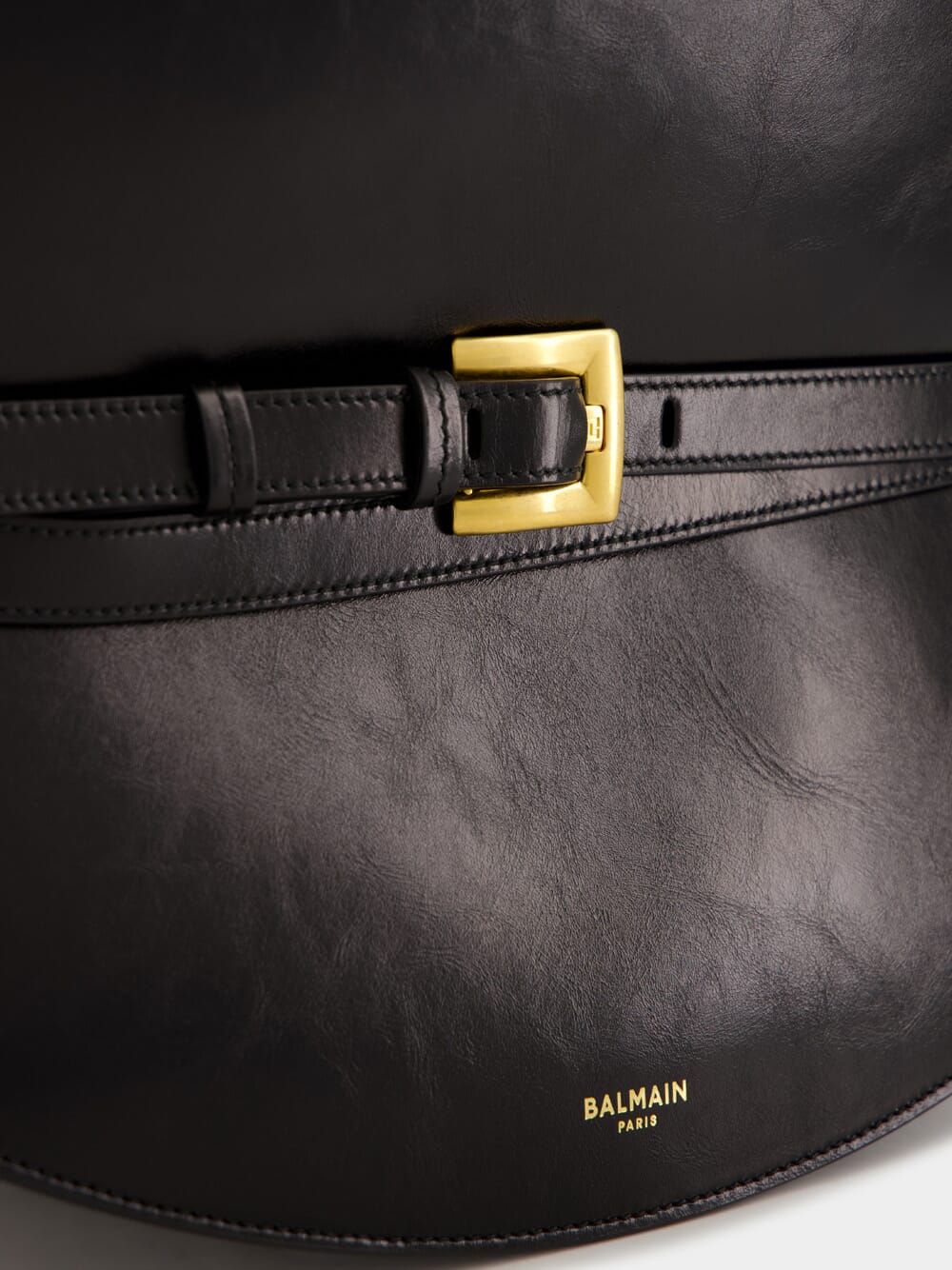 Black Shuffle Medium Leather Bag - Image 8