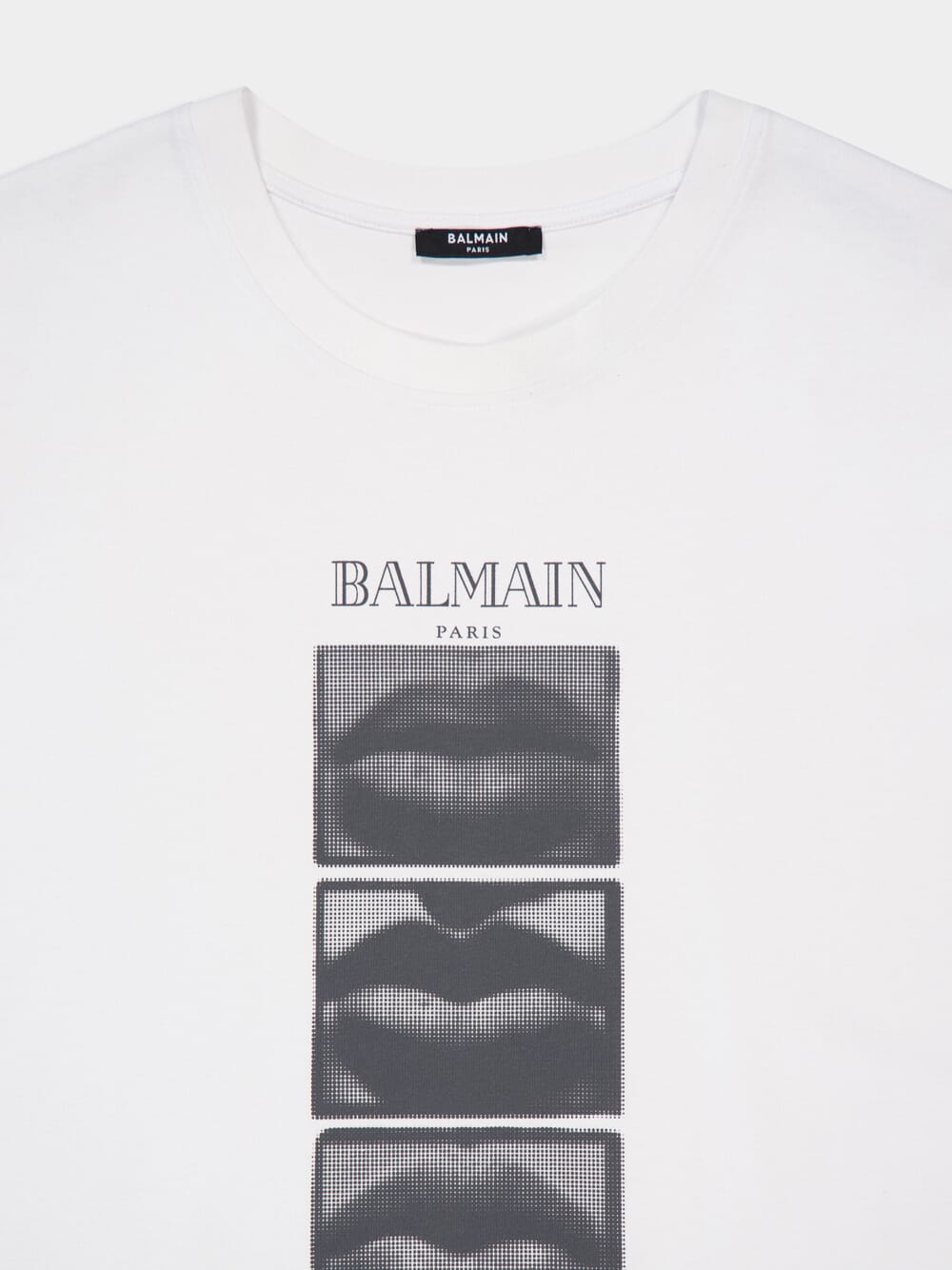 Lips Print T-Shirt - Image 5