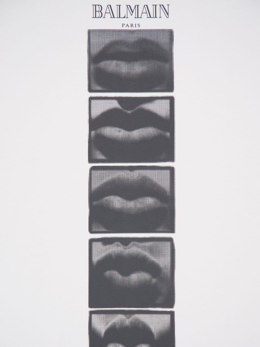 Lips Print T-Shirt - Image 6