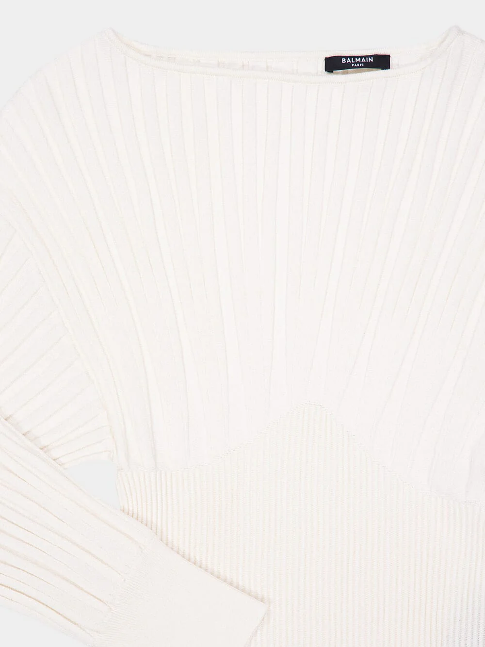 White Tube-Knit Jumper with Batwing Sleeves - Image 5