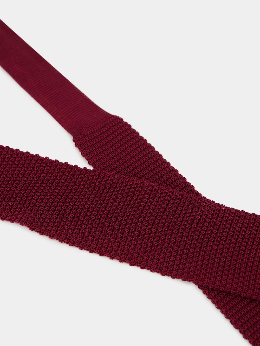 Amaranth Red Silk Knit Tie - Image 4