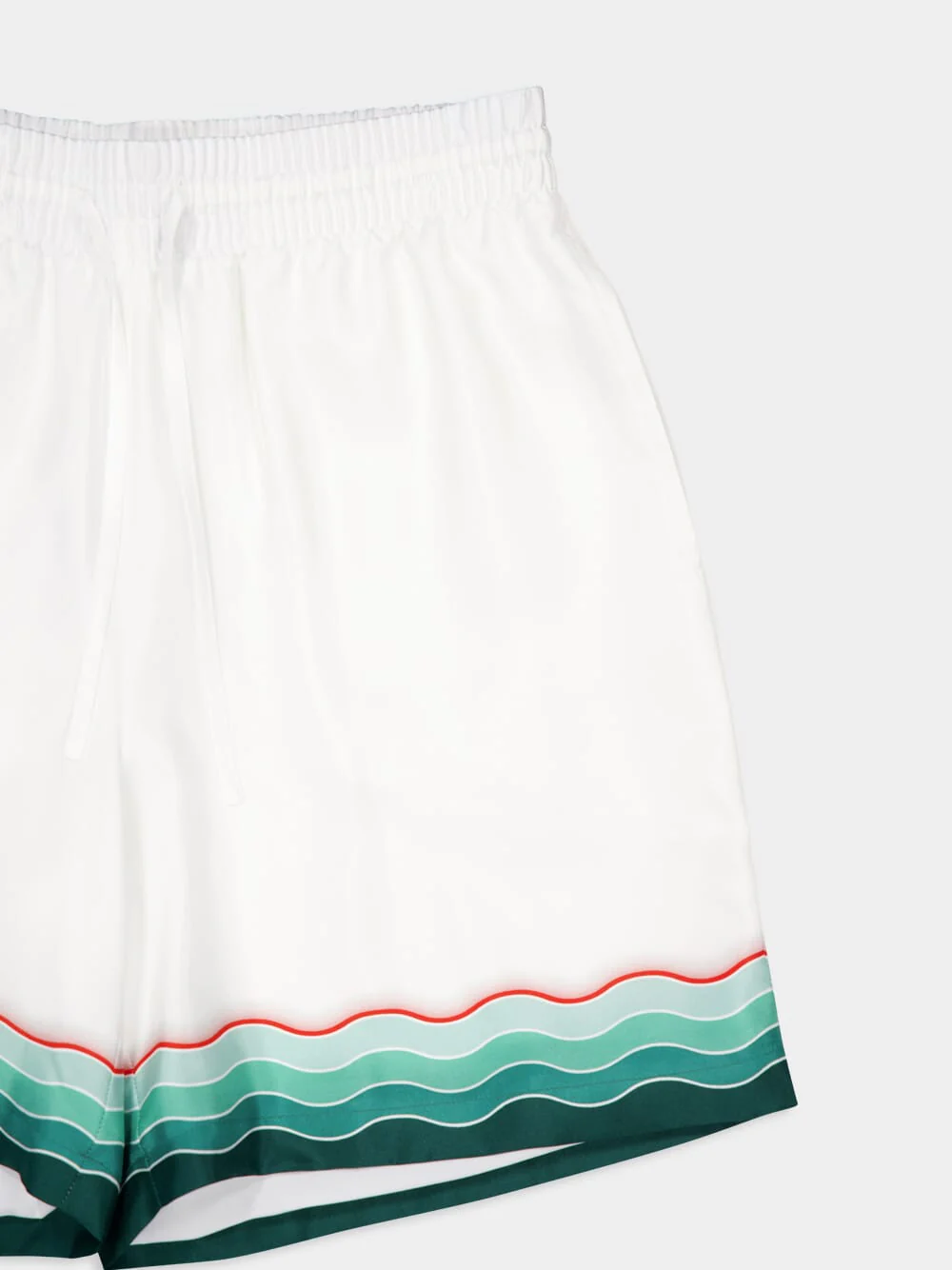 White Montagne Ondulée Silk Shorts - Image 5