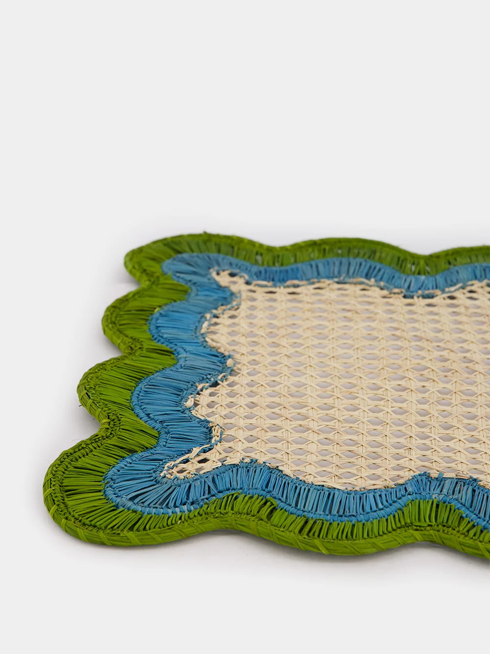 Green and Blue Wavy Iraca Palm Placemat - Image 3