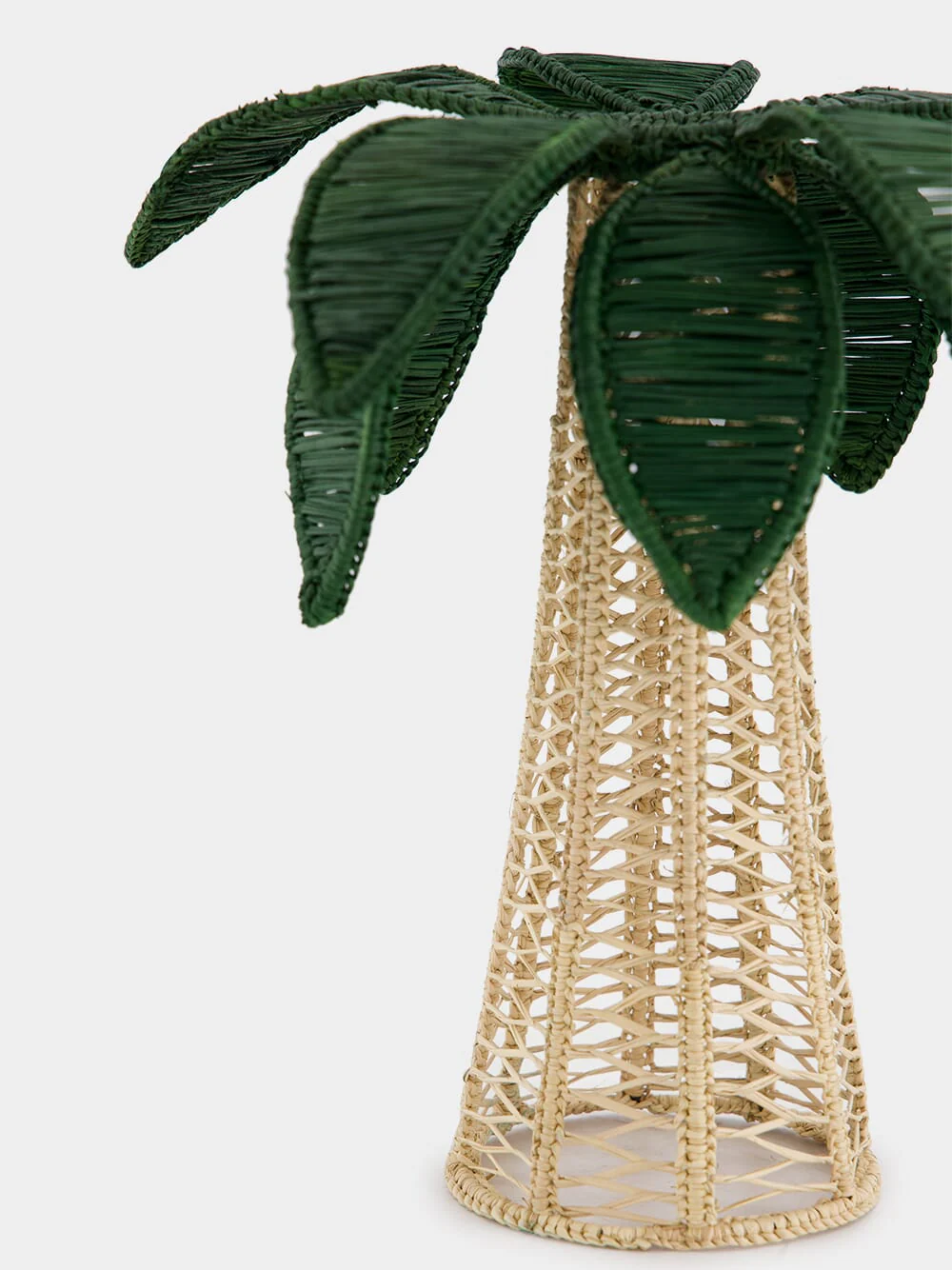 Dark Green Palm Tree Iraca Medium Candle Holder - Image 3