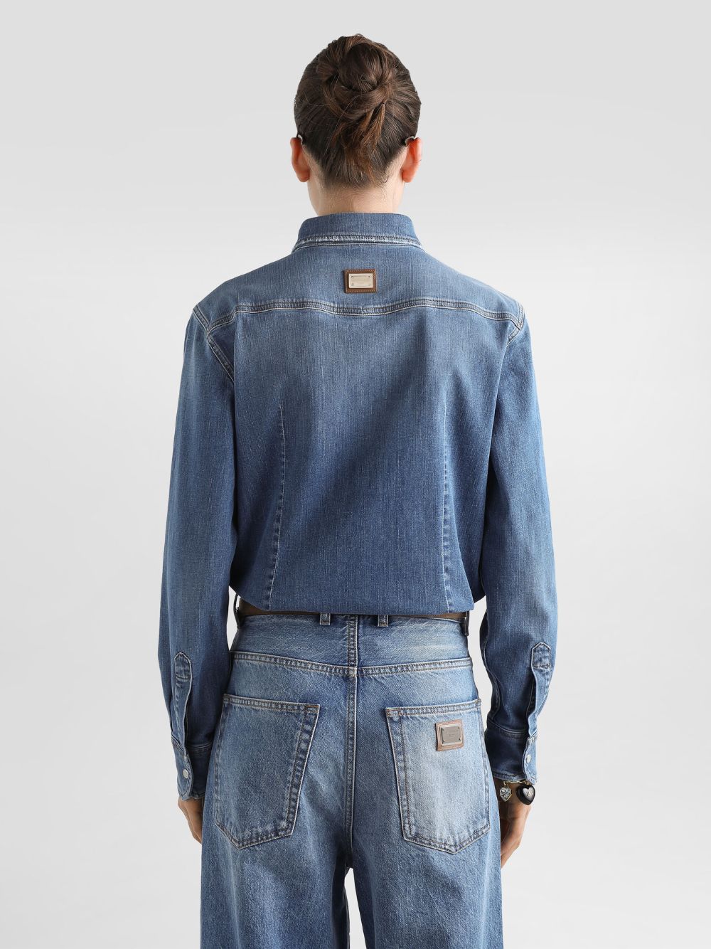 Blue Fitted Denim Shirt with Western Stitching - Image 4