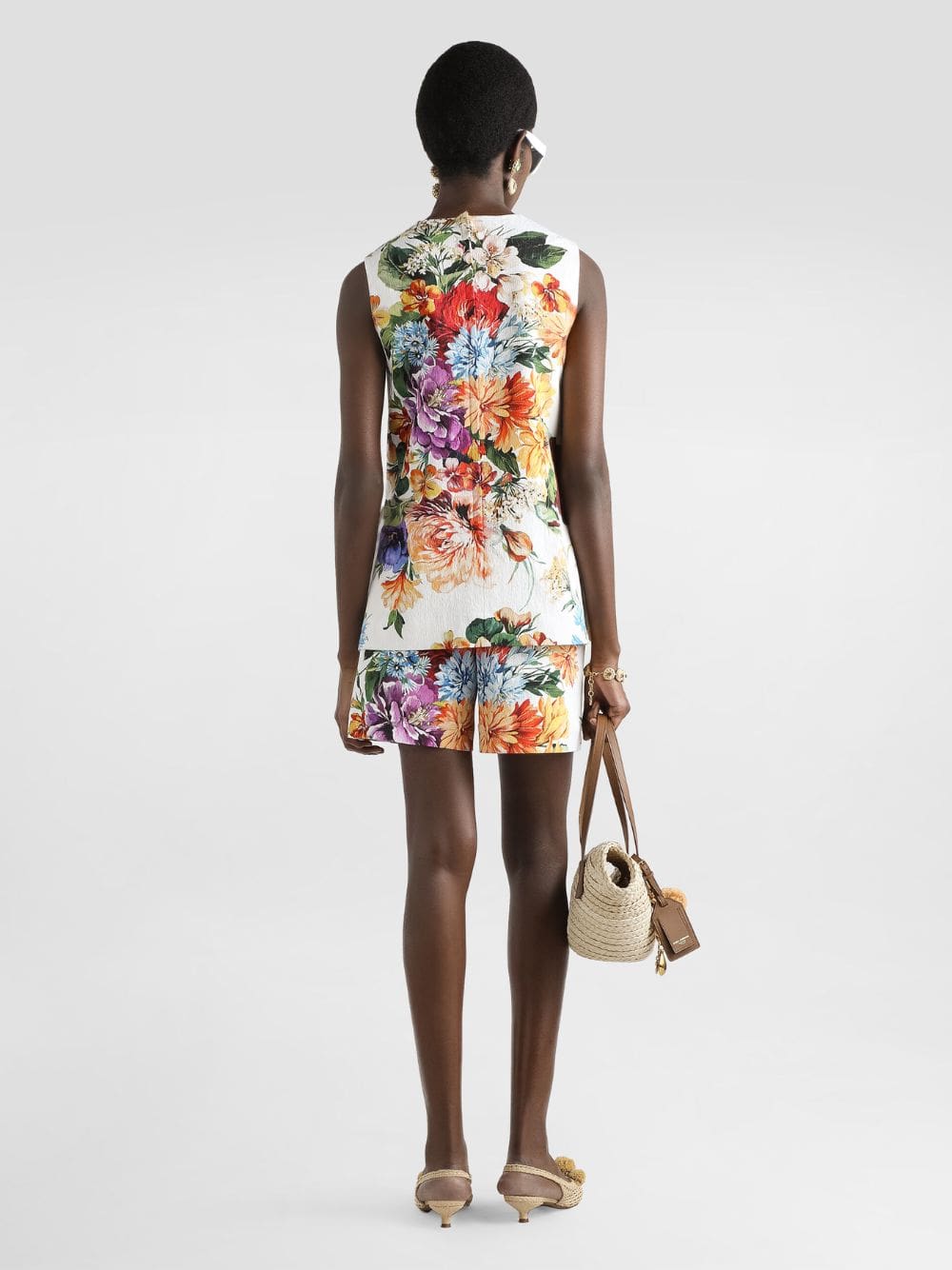 Sleeveless Floral Bouquet-Print Top - Image 3