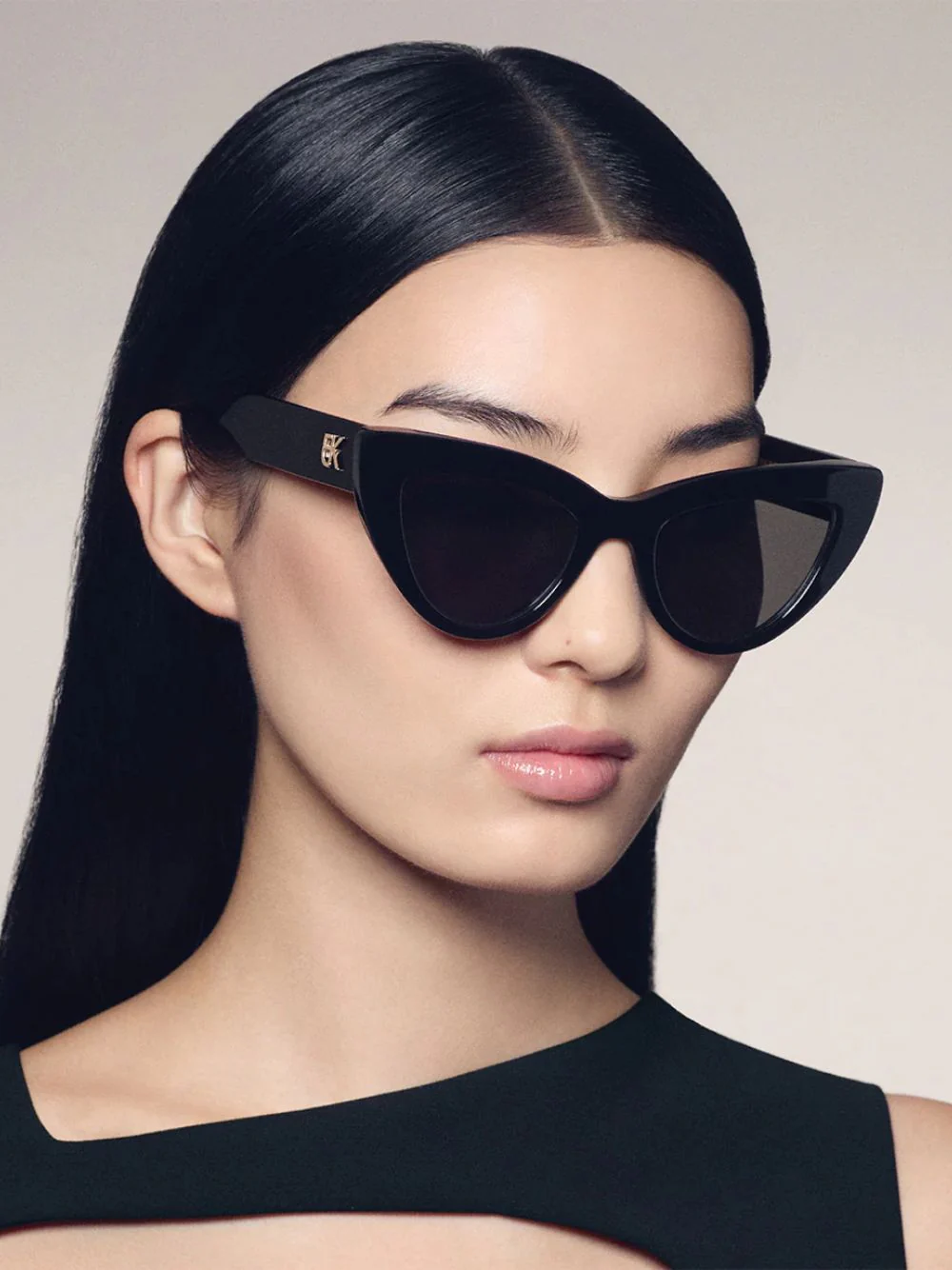 Black Cherry Sunglasses - Image 2