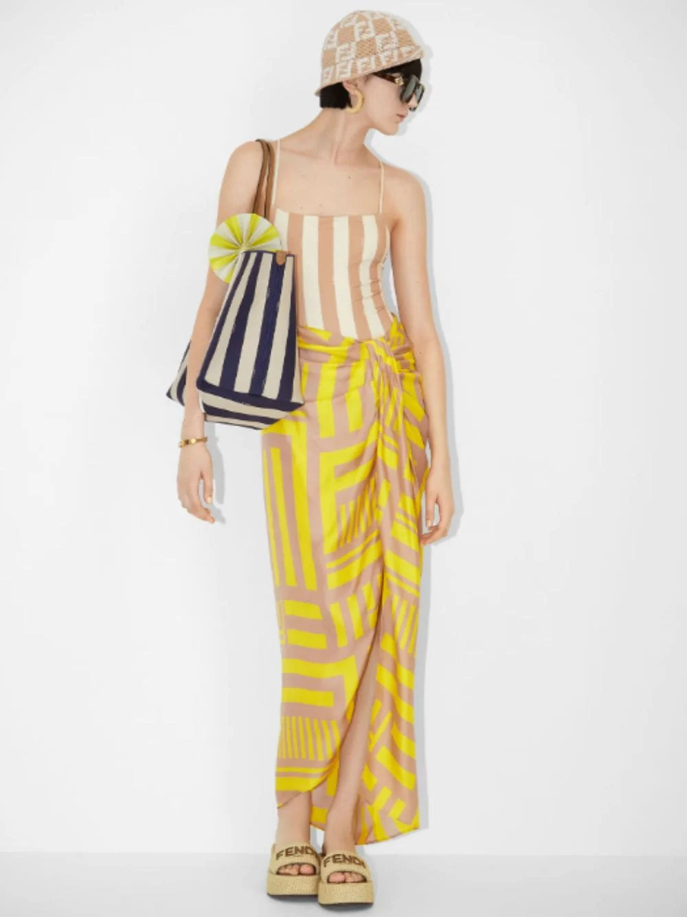 Reversible Pequin and Midnight Blue FF Large Shopper - Image 2