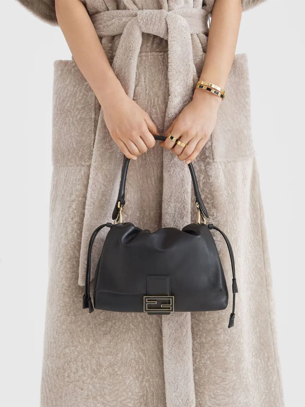 Black Mamma Baguette Medium Bag - Image 4