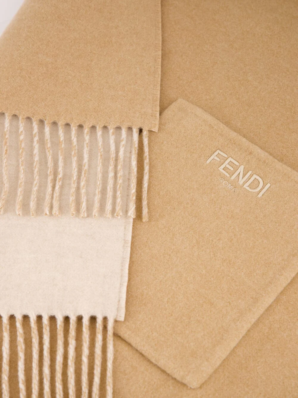 Poncho Beige Wool And Cashmere Poncho - Image 3