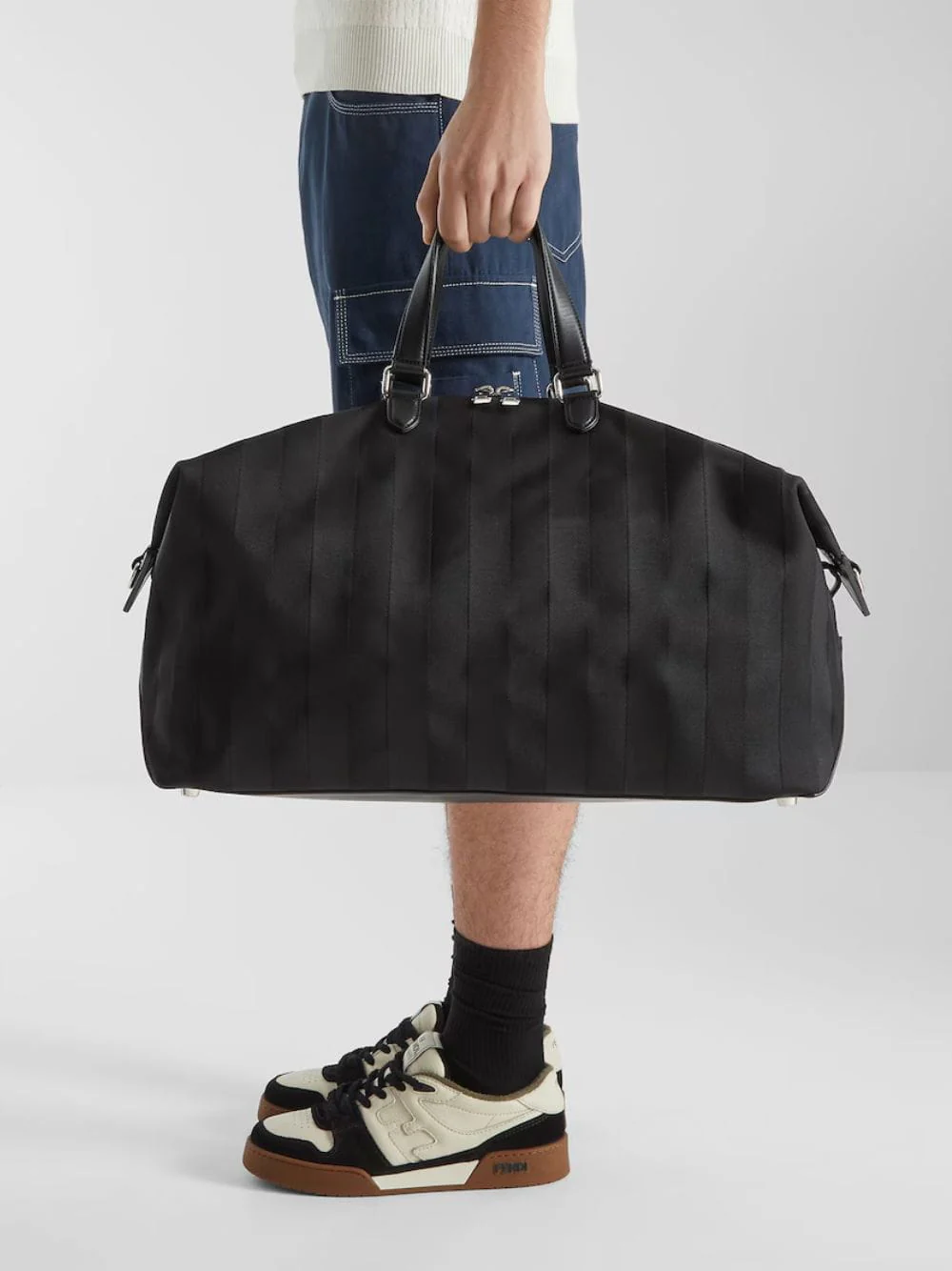 Black Lui 48 Pequin Nylon Duffle Bag - Image 2