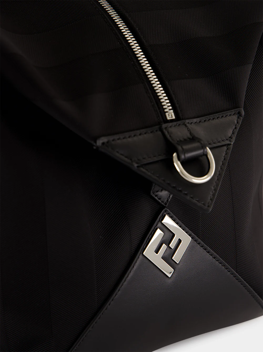Black Lui 48 Pequin Nylon Duffle Bag - Image 8