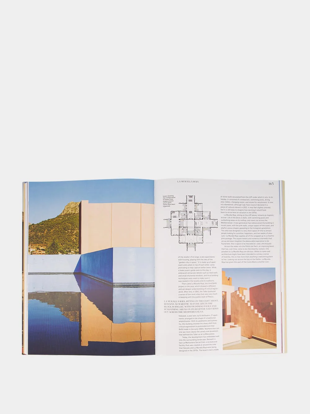 Ricardo Bofill Visions of Architecture Book - Image 7