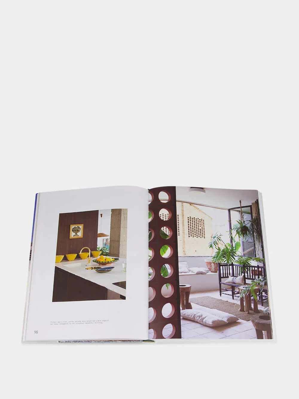 The Mediterranean Home Book - Image 4