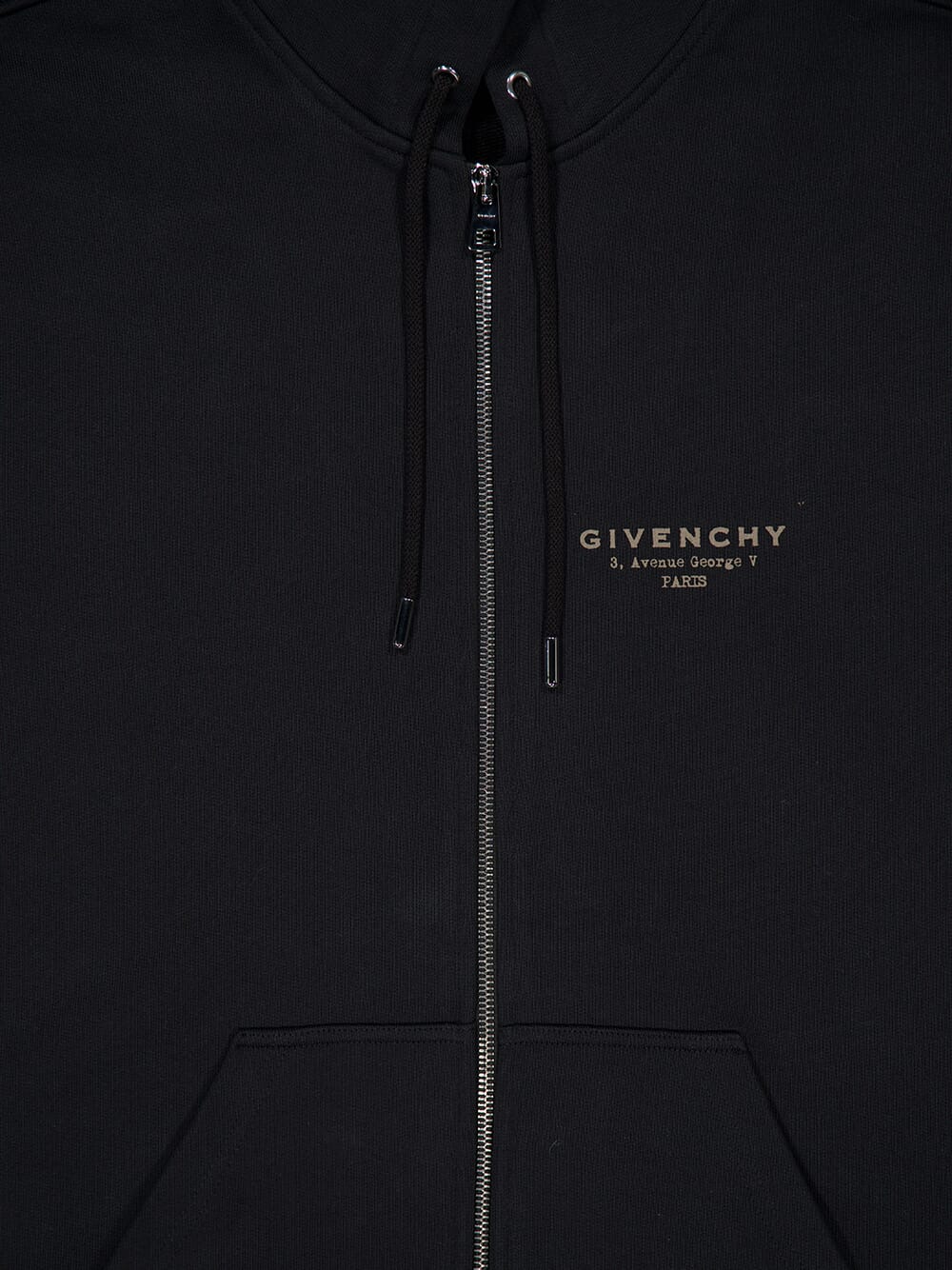 Black Zipped Sweatshirt in Fleece - Image 4