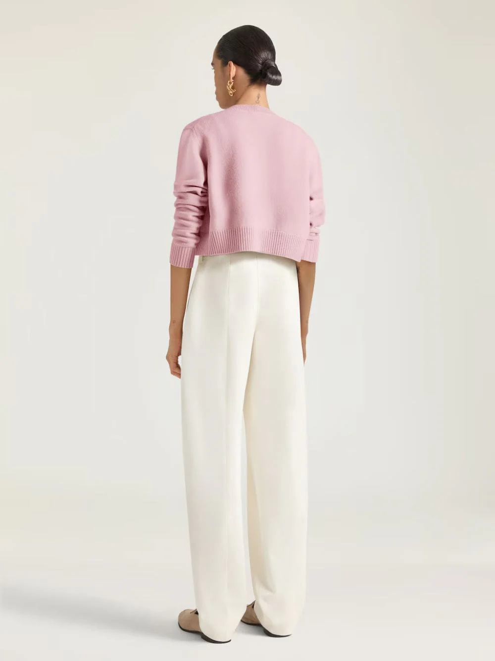 Light Pink Wool and Cashmere Cropped Cardigan - Image 4