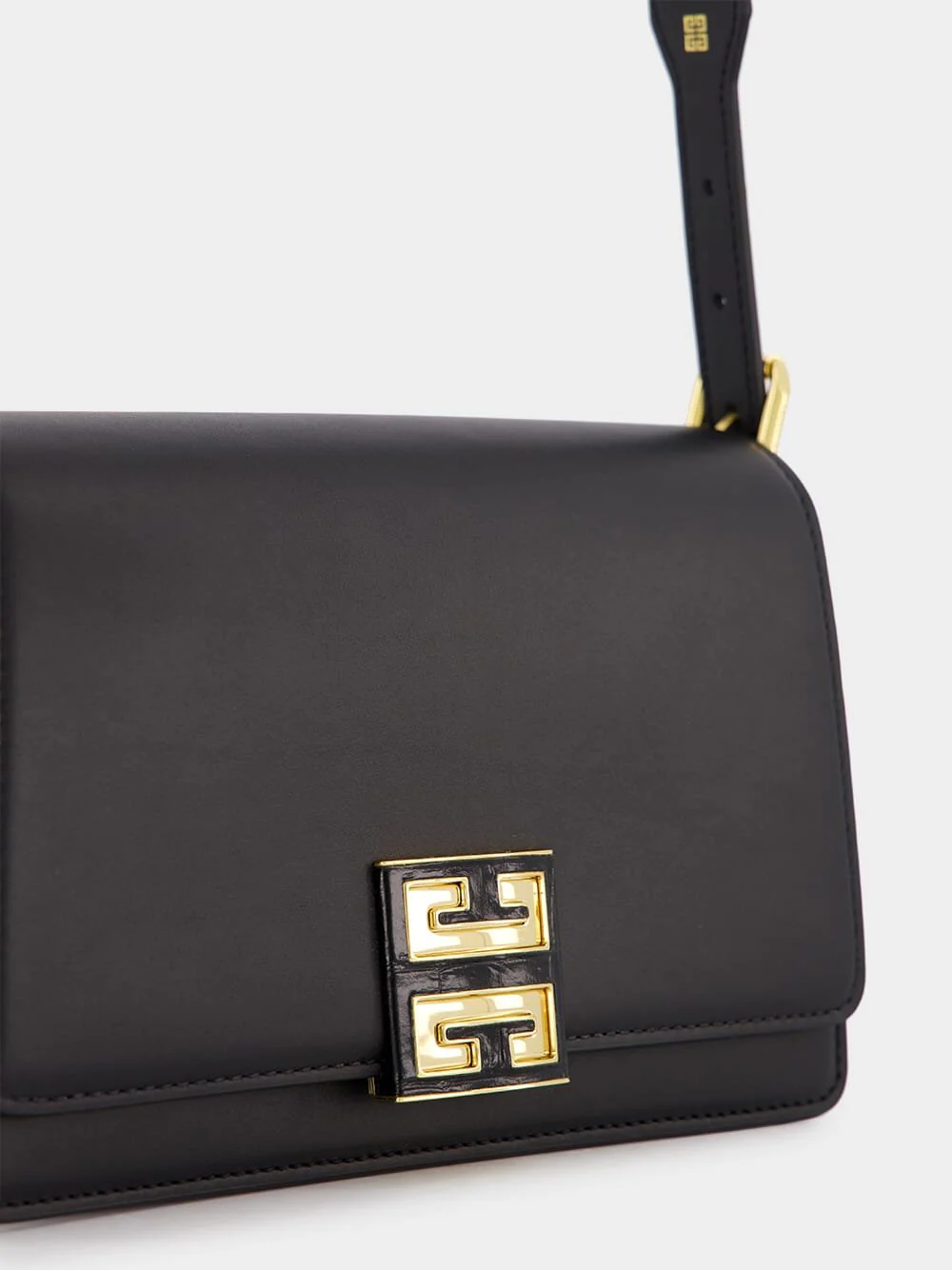 Medium 4G Crossbody Leather Bag - Image 3