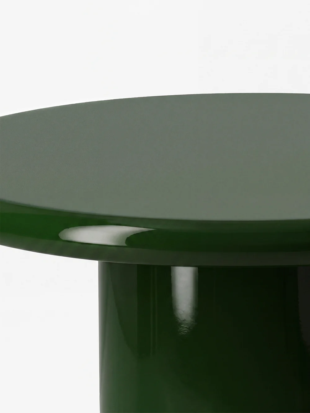 Amendoeira Green Lacquered Wood Side Table - Image 3