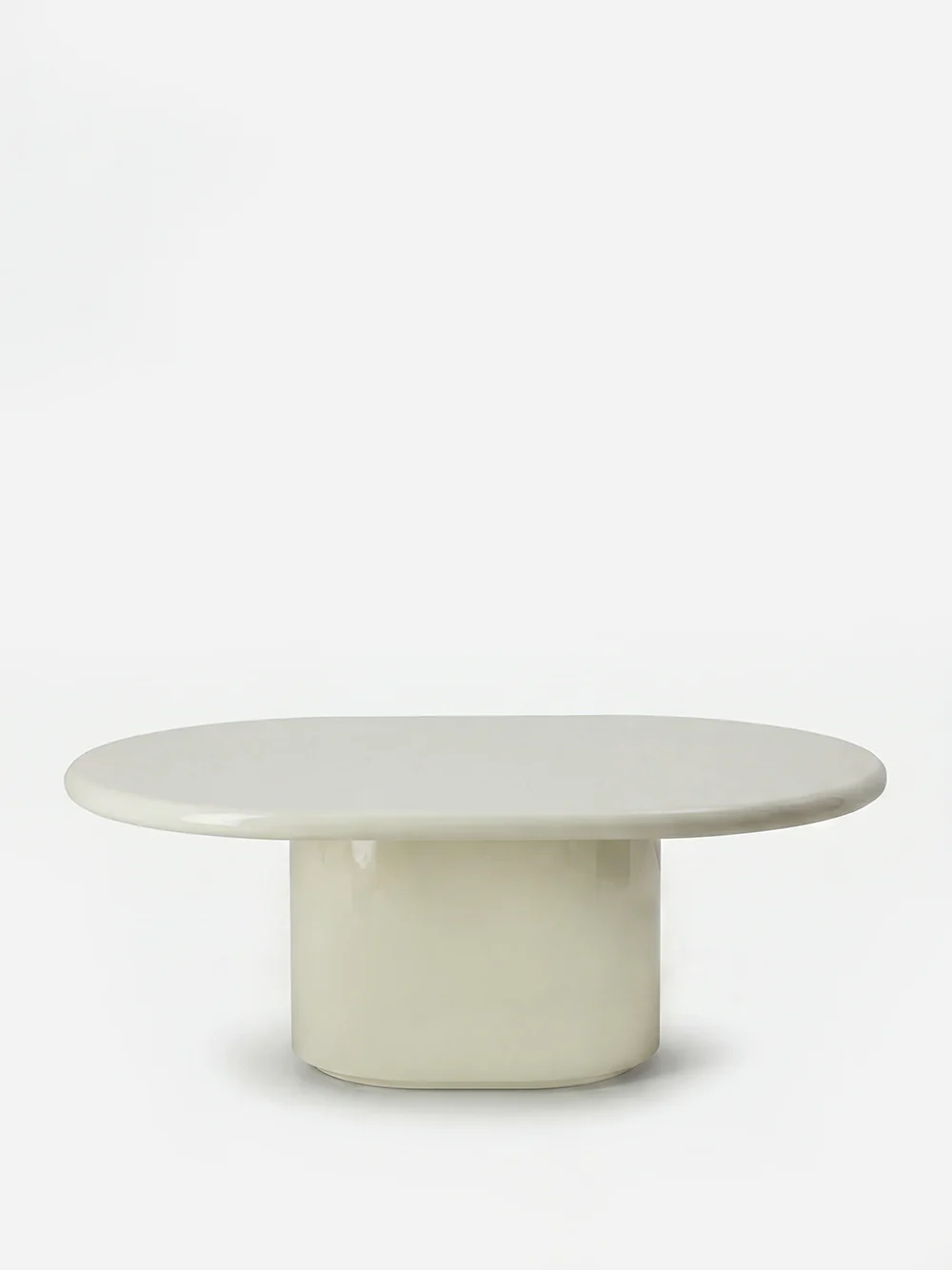 Amendoeira Ivory Lacquered Wood Coffee Table