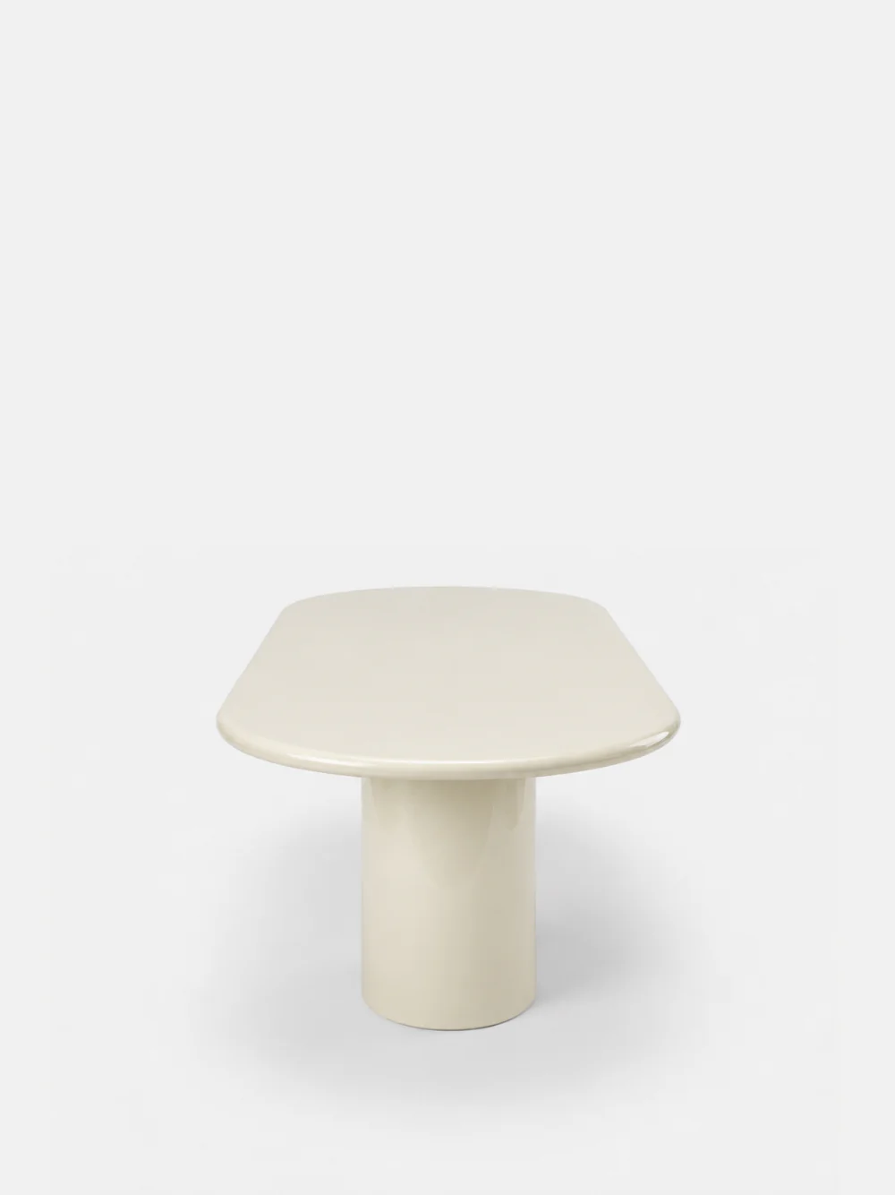 Amendoeira Ivory Lacquered Wood Dining Table - Image 3