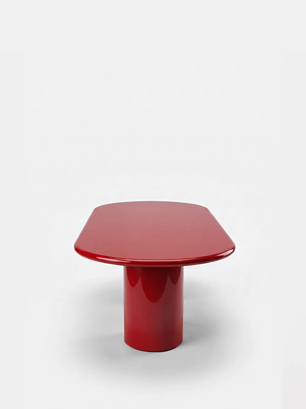Amendoeira Red Lacquered Wood Dining Table - Image 3