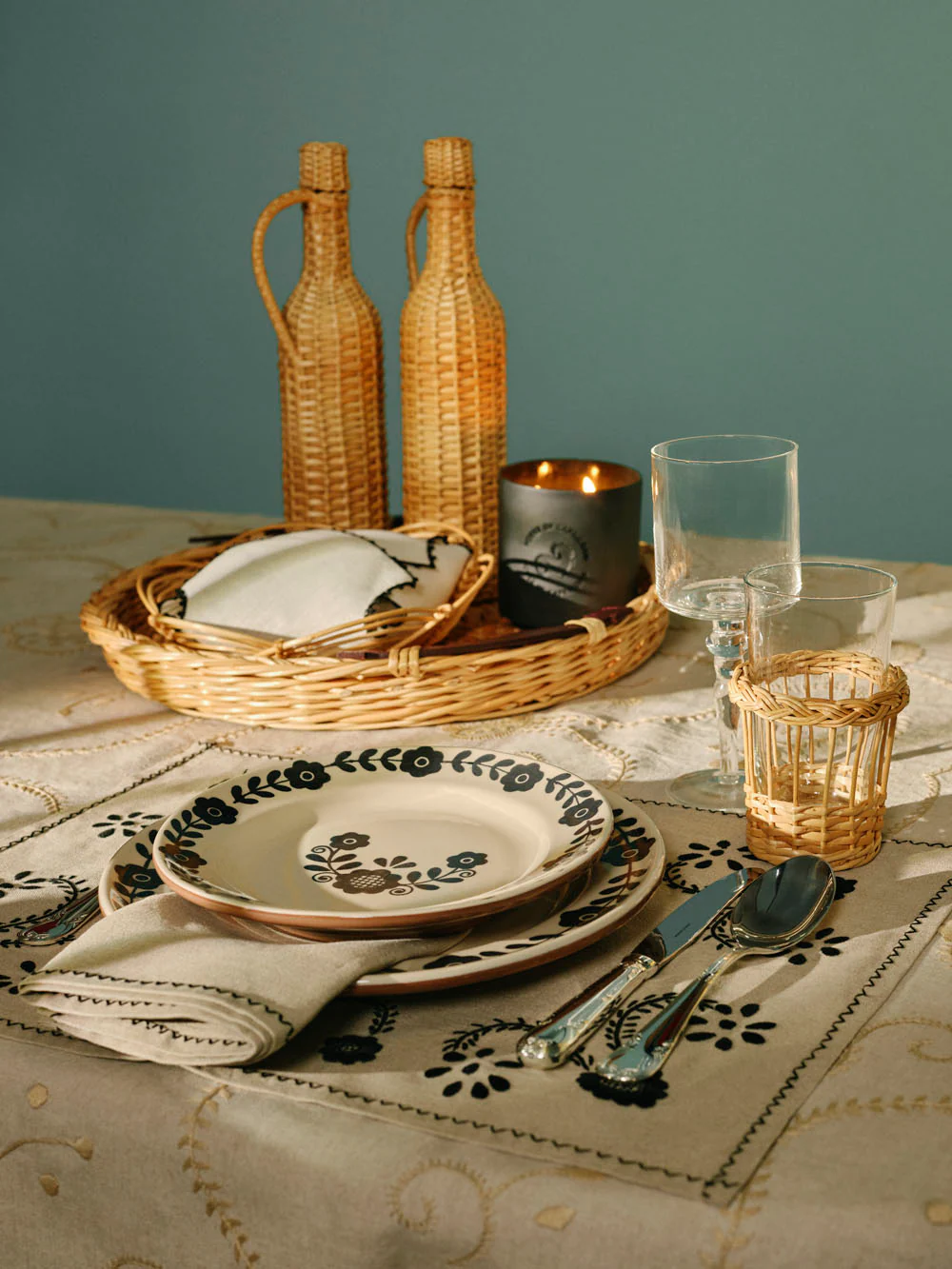 Hand-Embroidered Viana Beige Linen With Black Embroidery Placemat and Napkin Set - Image 2