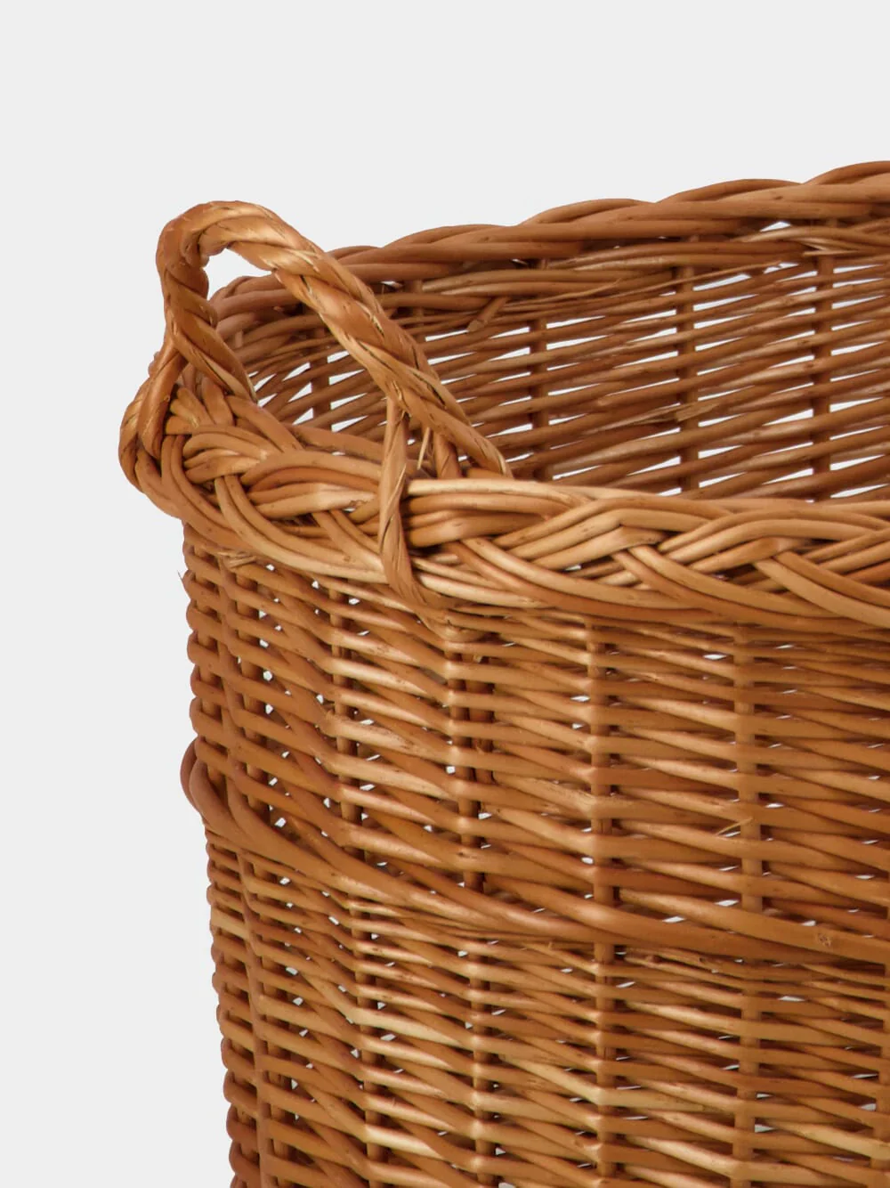 Handmade Furnas Natural Wicker Medium Basket - Image 3