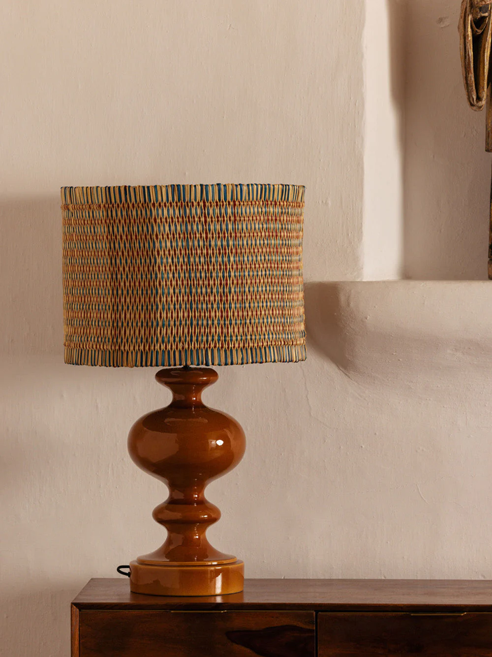 Handmade Coruche Natural, Red and Green Reed Large Lampshade - Image 2