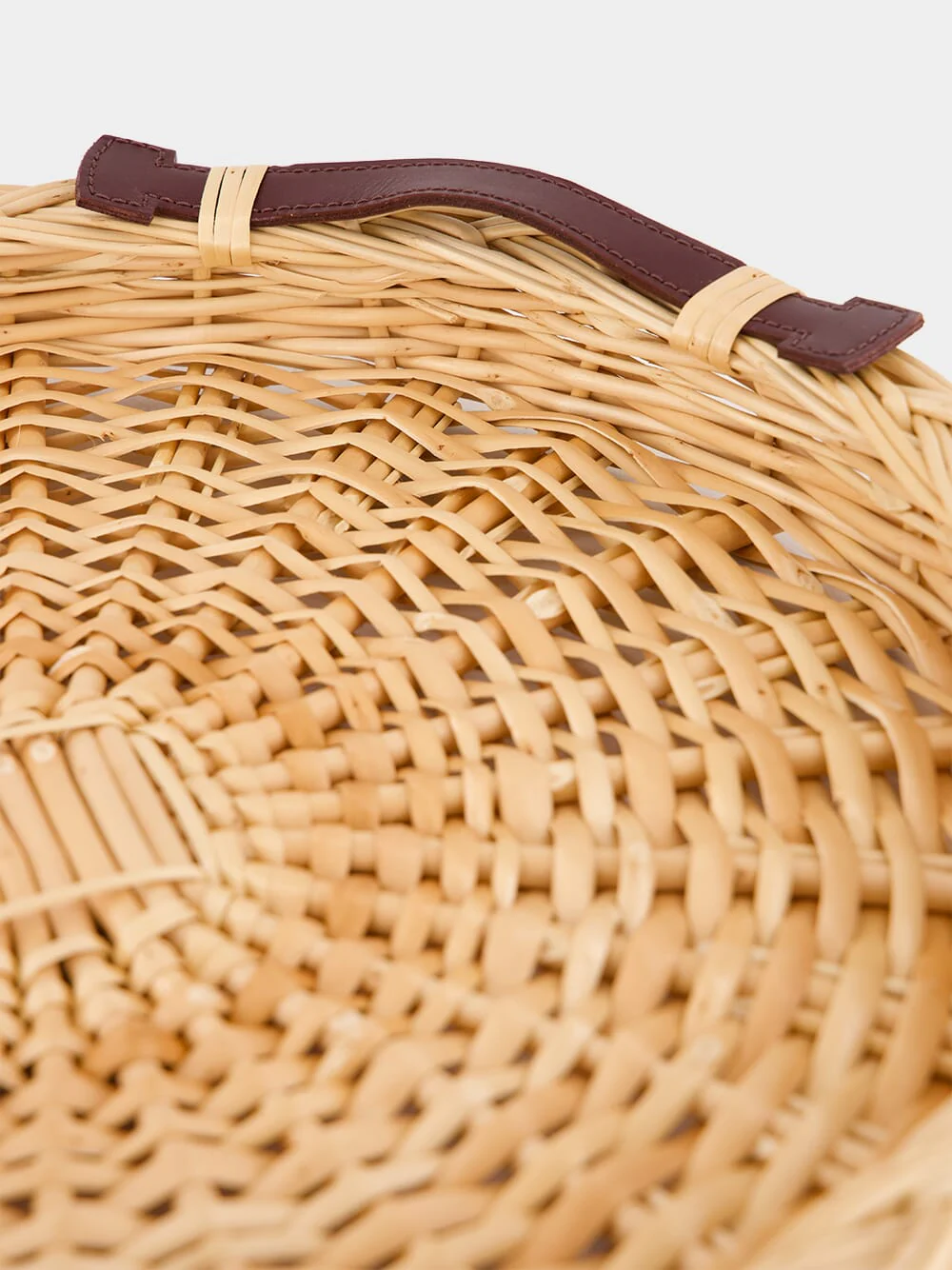 Handmade Vitória Wicker and Leather Tray - Image 5
