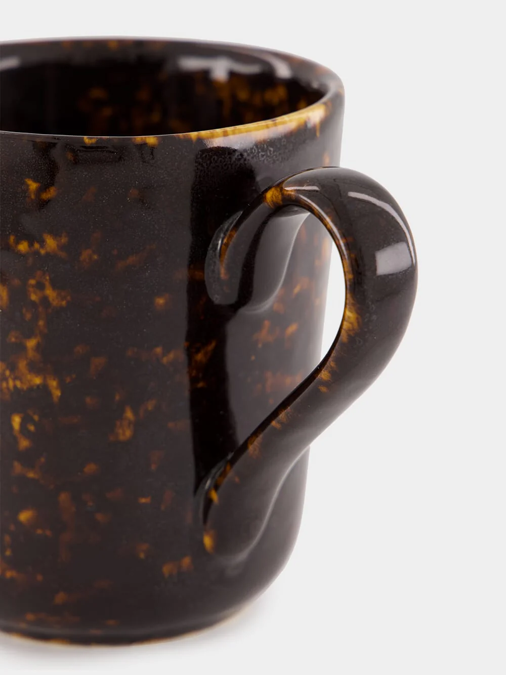 Tartaruga Brown Ceramic Mug - Image 4
