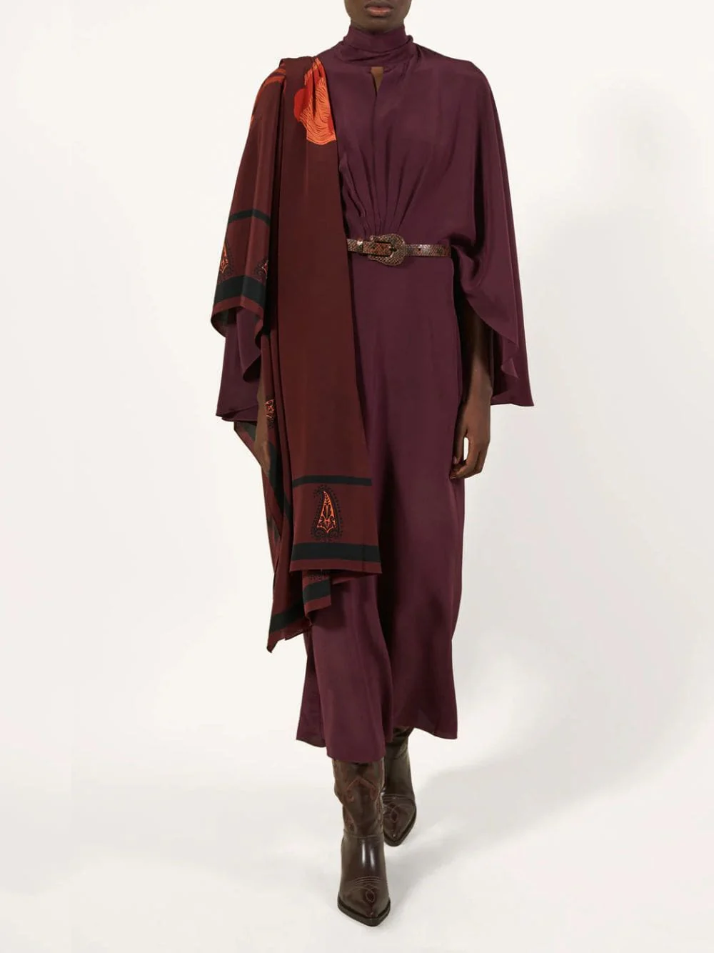 Burgundy Rapsodia De Amapola Shawl - Image 2