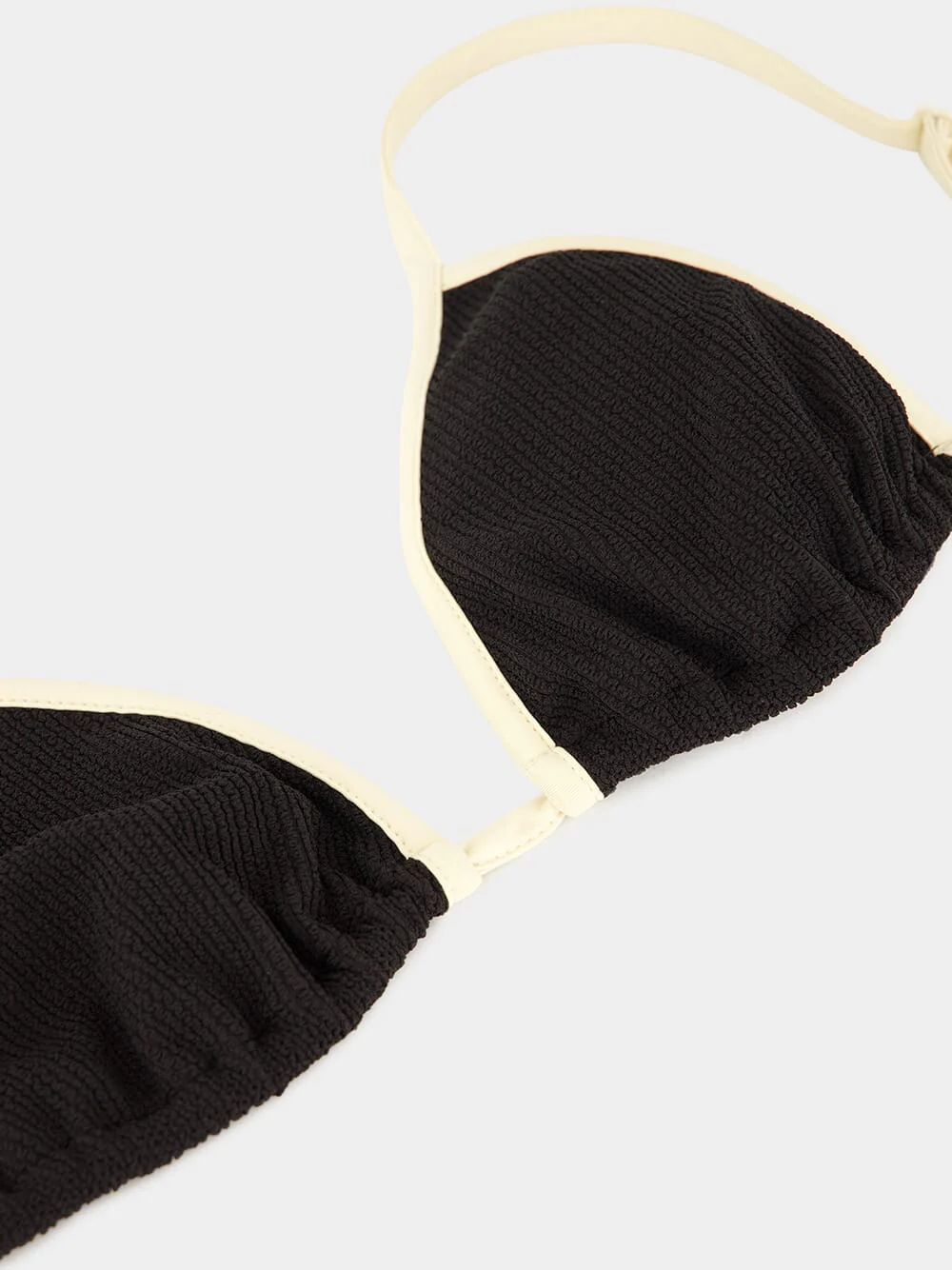 Black and Ecru Playa Del Rio Bikini Top - Image 4