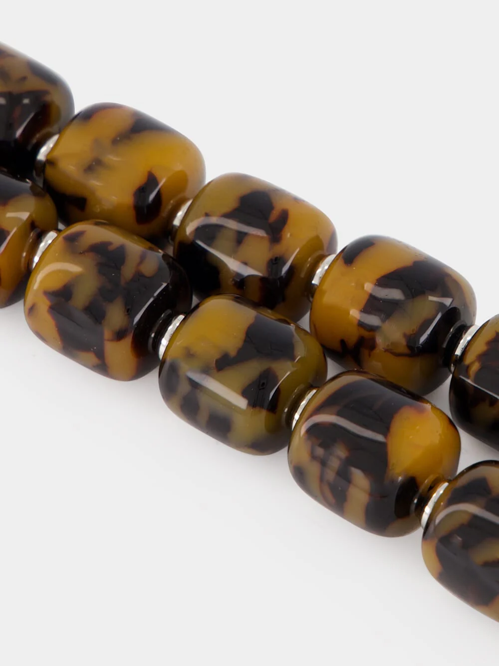 Brown Tortoiseshell Asty Shell Necklace - Image 4