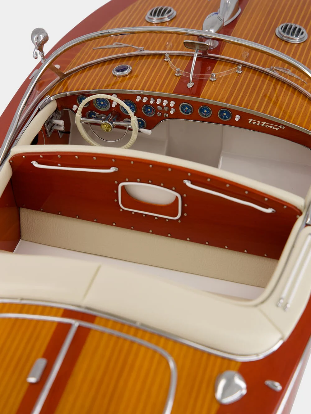 Riva Super Tritone Ivory upholstery scale 1:10 - Image 4