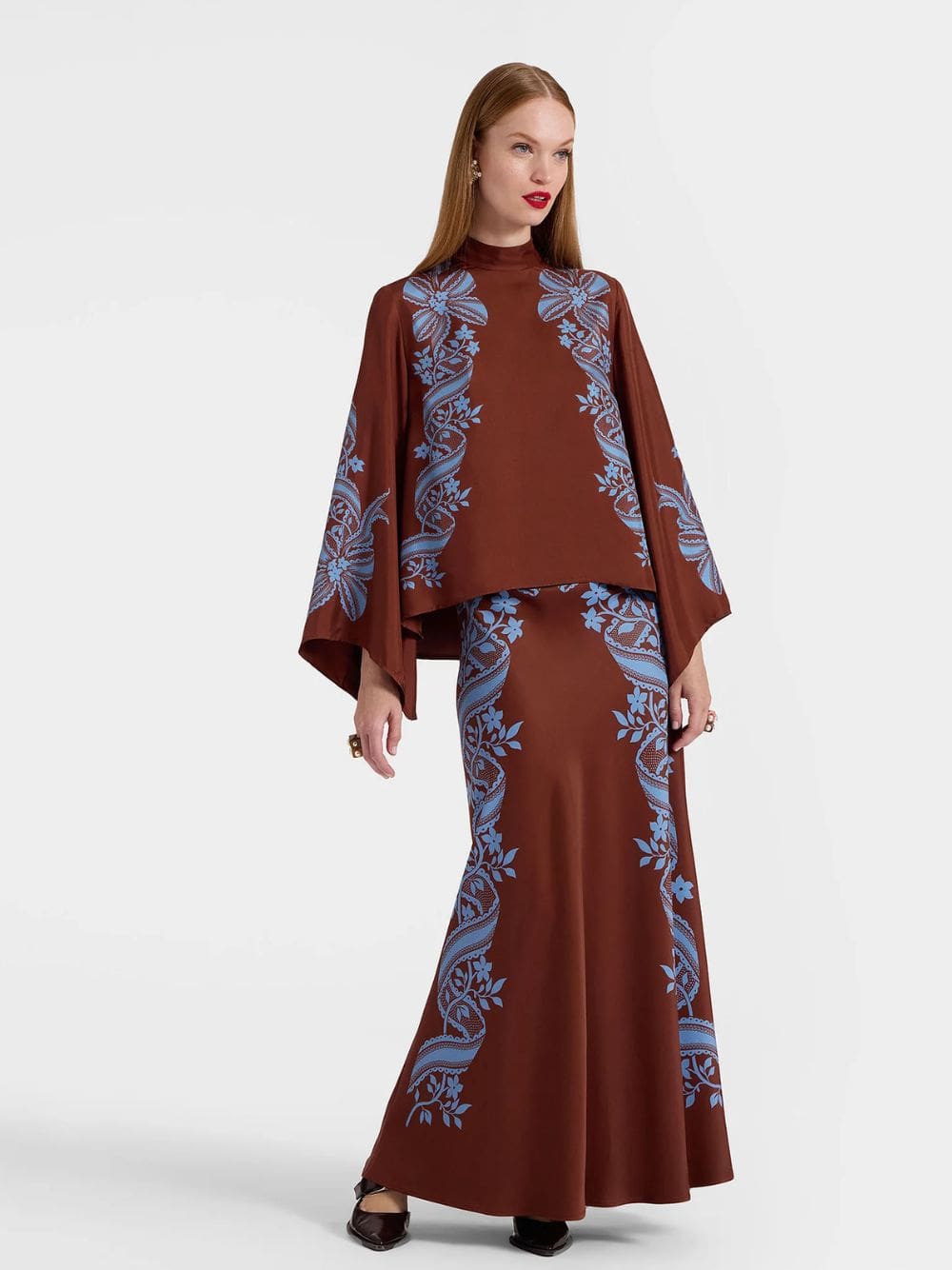 Signoria Placée Brown in Satin - Image 2
